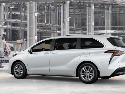 New 2026 Toyota Sienna Limited AWD/4WD image 5