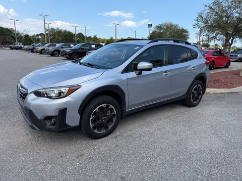 Used 2023 Subaru Crosstrek 2.0i Premium AWD/4WD image 12