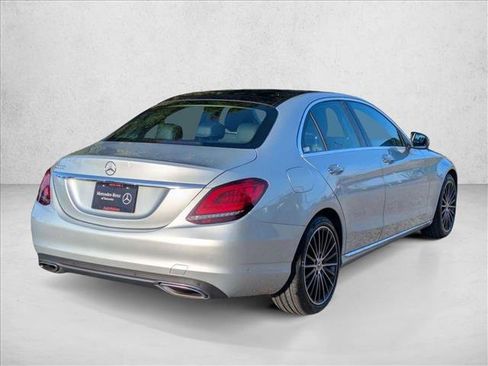 Used 2021 Mercedes-Benz C 300 Sedan image 5