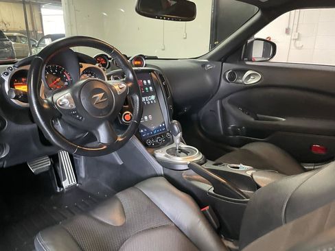 Used 2014 Nissan 370Z Touring w/ Sport Package RWD image 12