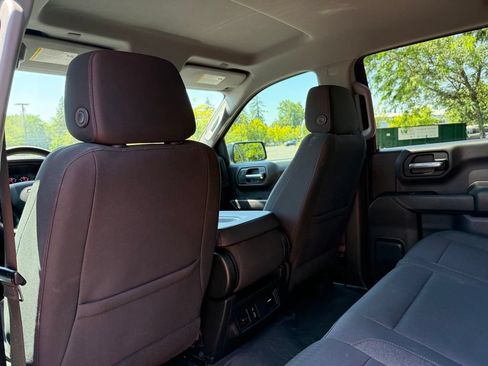 Used 2024 Chevrolet Silverado 1500 Custom w/ LPO, Dark Essentials Package AWD/4WD image 17