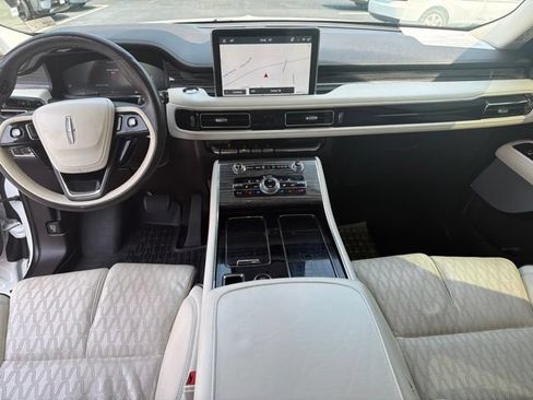 Used 2022 Lincoln Aviator Black Label w/ Dynamic Handling Package AWD/4WD image 21