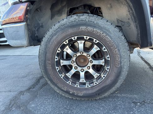 Used 2005 Dodge Ram 2500 Truck SLT w/ Trailer Tow Group image 9