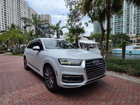 Used 2018 Audi Q7 3.0T Prestige w/ Prestige Package AWD/4WD image 1