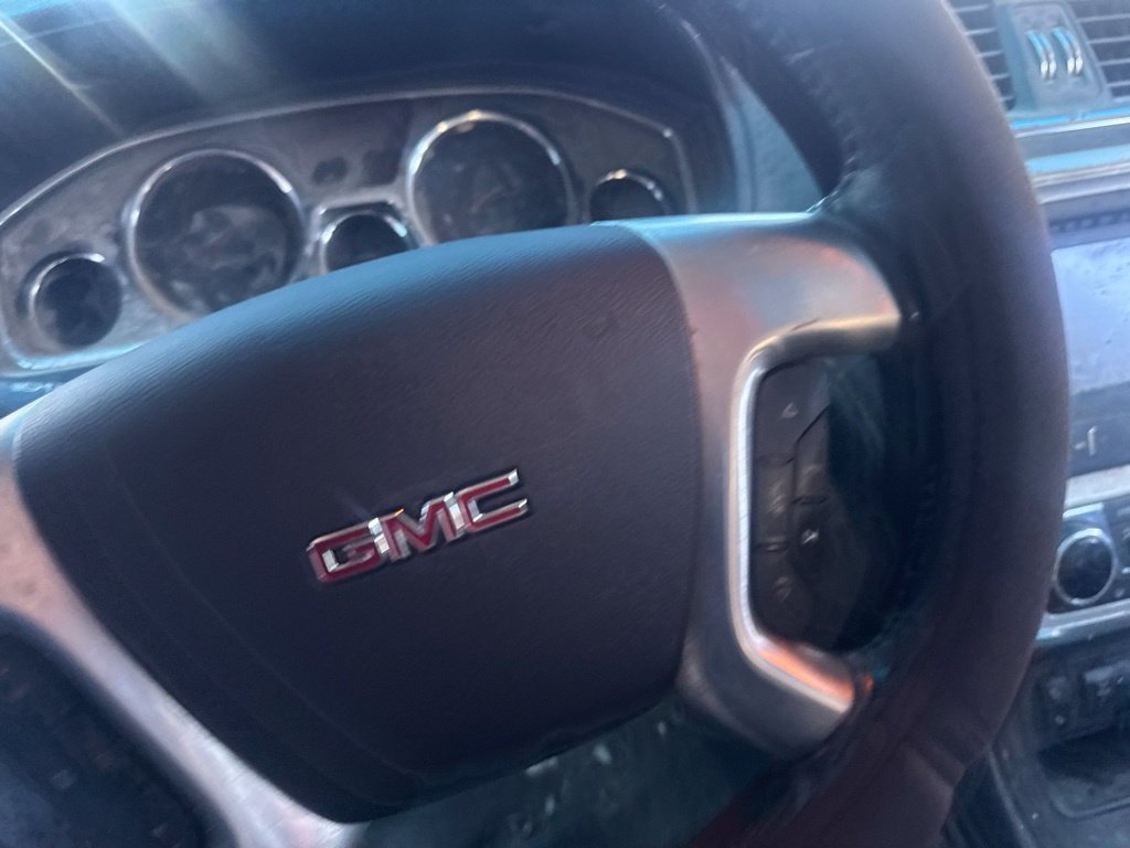 Used 2015 GMC Acadia SLT w/ Open Road Package FWD image 16