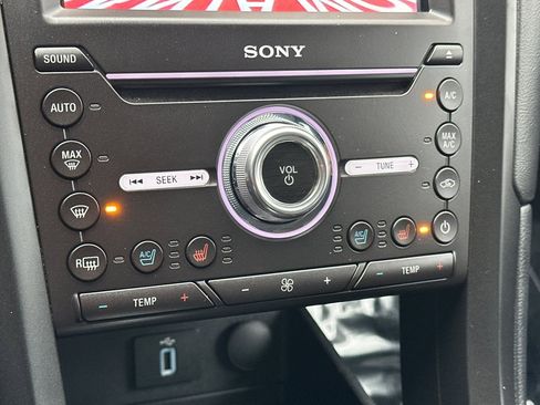 Used 2017 Ford Fusion Energi Titanium image 20