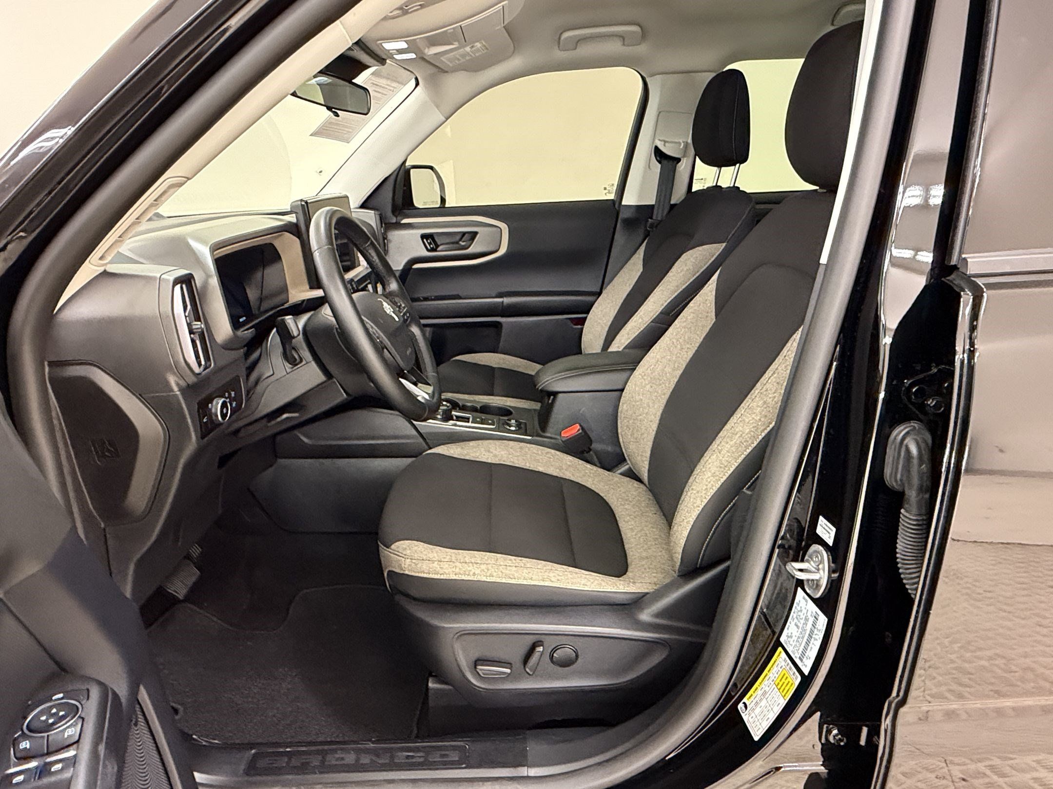 Used 2025 Ford Bronco Sport Big Bend w/ Convenience Package AWD/4WD image 5