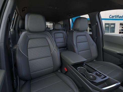 New 2026 Chevrolet Equinox LT w/ Convenience Package II FWD image 16