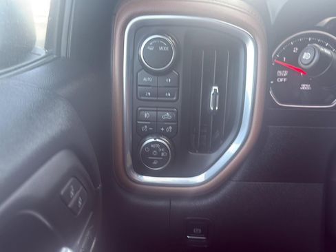 Used 2021 Chevrolet Silverado 1500 High Country w/ Safety Package II image 18