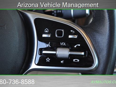 Used 2019 Mercedes-Benz C 300 Sedan image 32