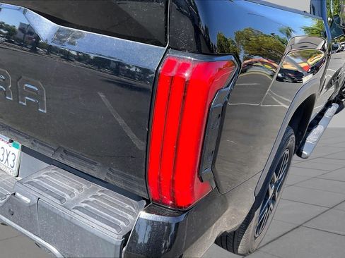 Used 2024 Toyota Tundra Limited AWD/4WD image 27