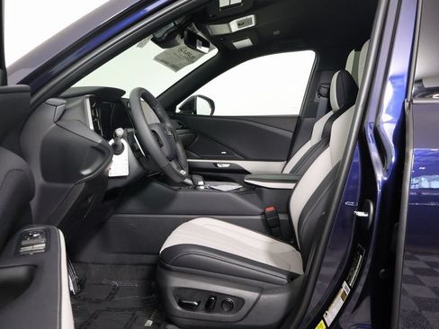 New 2026 Lexus TX 500h AWD image 5