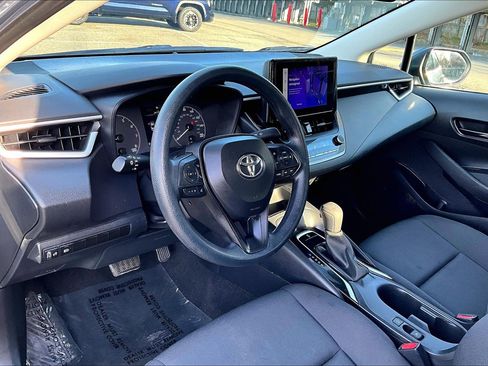 Used 2024 Toyota Corolla LE image 13