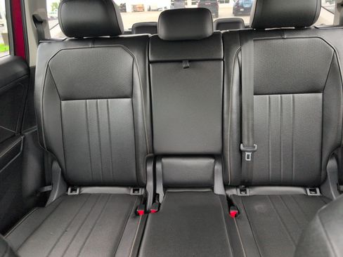 Used 2023 Volkswagen Tiguan SE FWD image 26