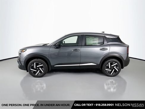 New 2026 Nissan Kicks SV w/ SV Premium Package FWD image 8