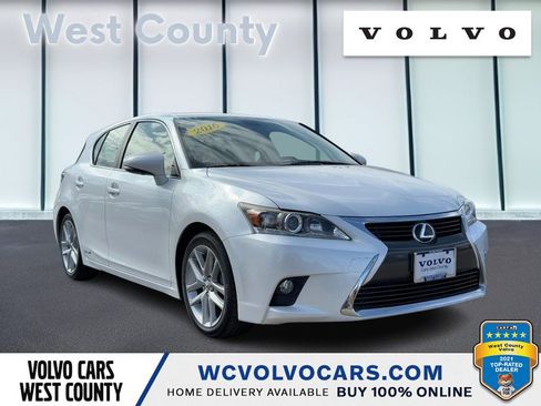 Used 2016 Lexus CT 200h w/ Navigation Package image 1