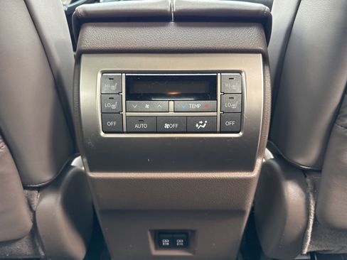 Used 2021 Lexus GX 460 Premium image 23