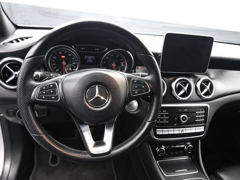 Used 2020 Mercedes-Benz GLA 250 4MATIC image 14