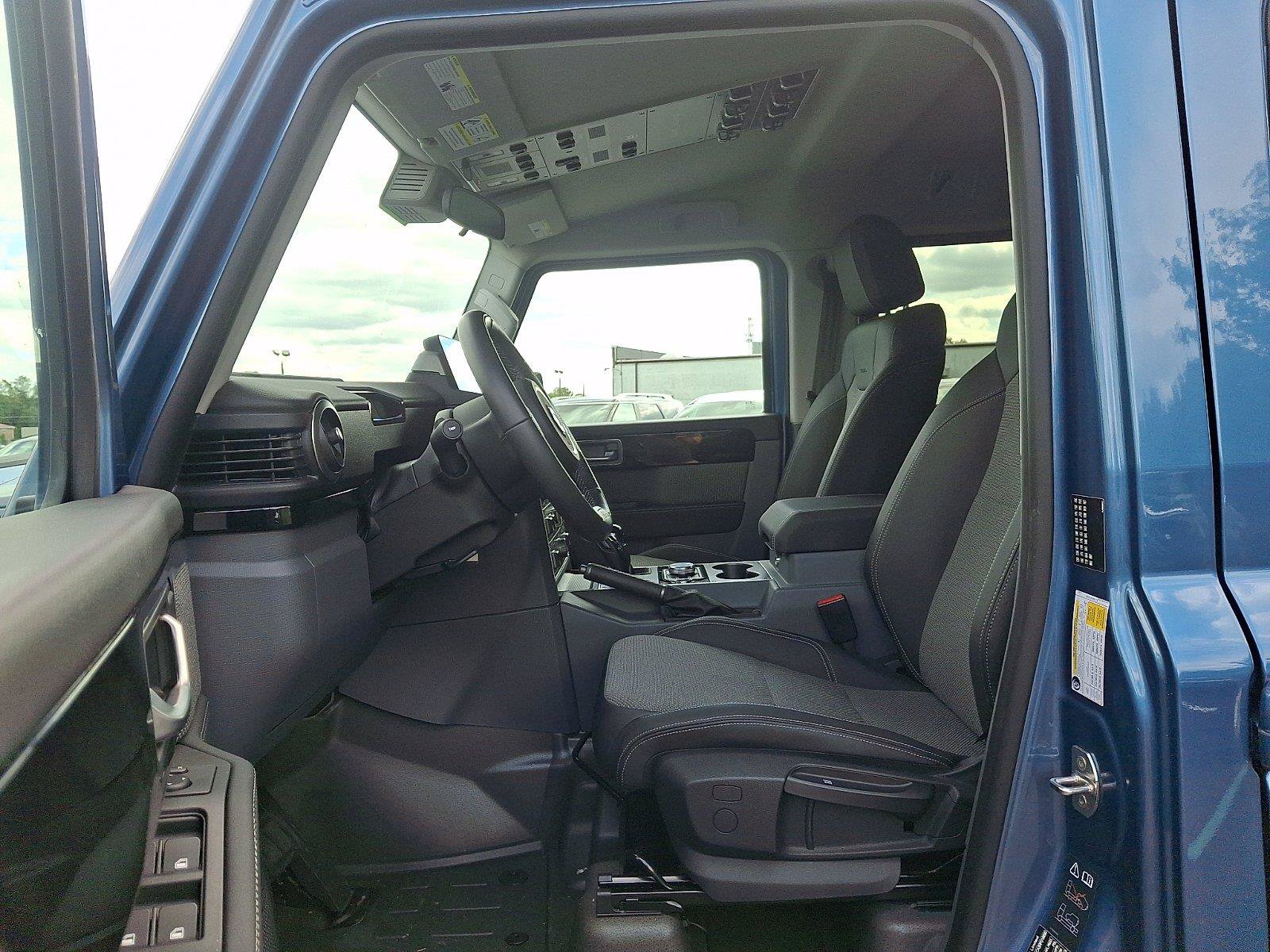 Used 2024 INEOS Grenadier Station Wagon AWD/4WD image 13