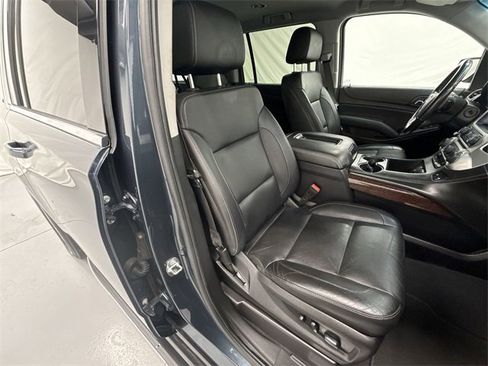 Used 2019 GMC Yukon XL SLT w/ HD Trailering Package image 26