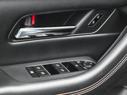 Used 2024 MAZDA CX-90 Plug-In Hybrid w/ Premium Plus image 8