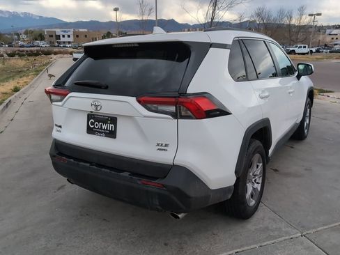 Used 2023 Toyota RAV4 XLE image 8