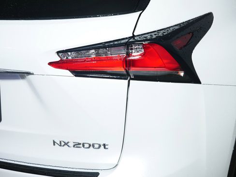 Used 2017 Lexus NX 200t AWD image 17