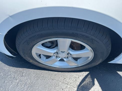 Used 2012 Chevrolet Cruze LT FWD image 41