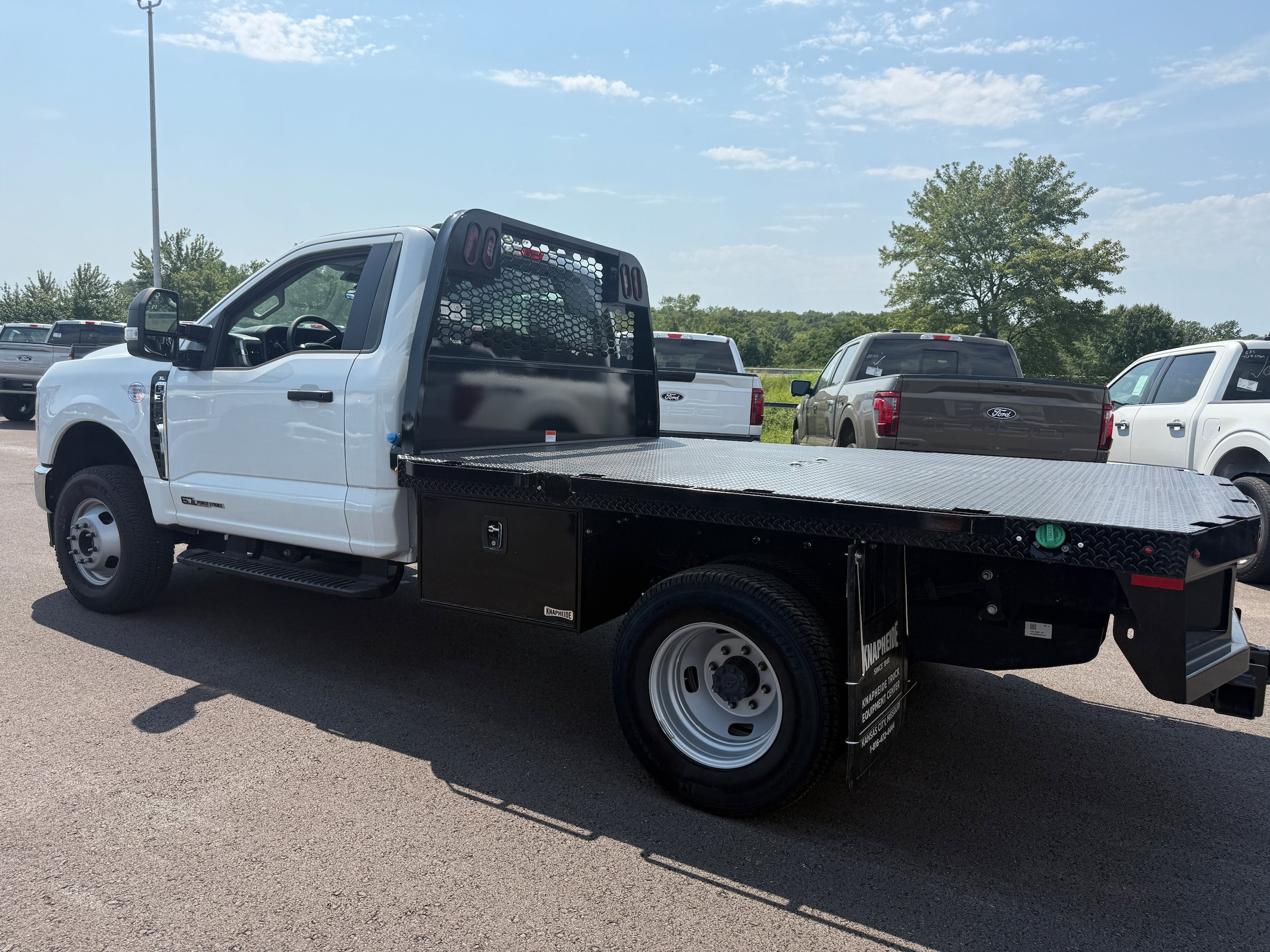 New 2025 Ford F350 XL w/ XL Chrome Package AWD/4WD image 6