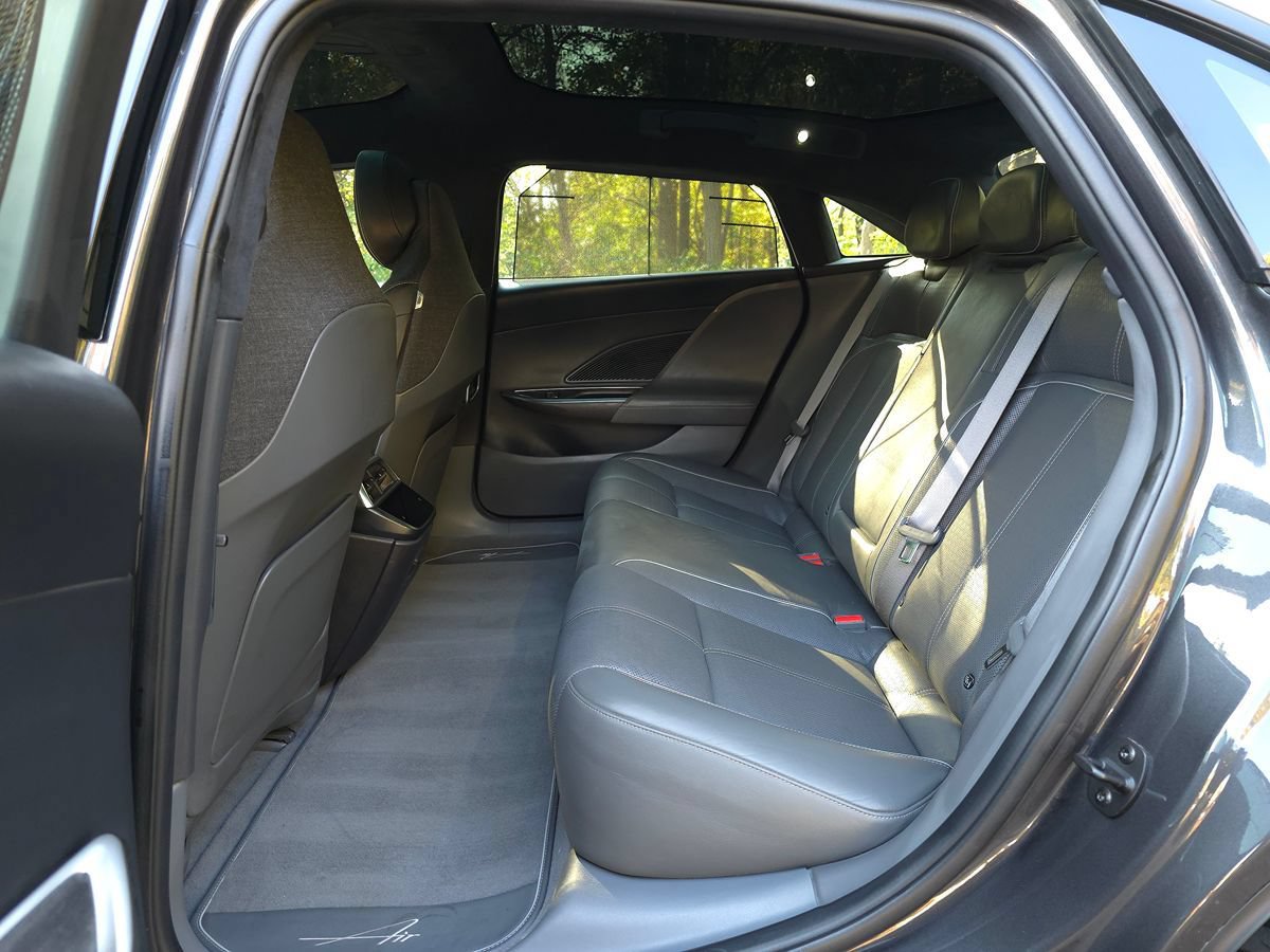 Used 2022 Lucid Air Grand Touring AWD/4WD image 16