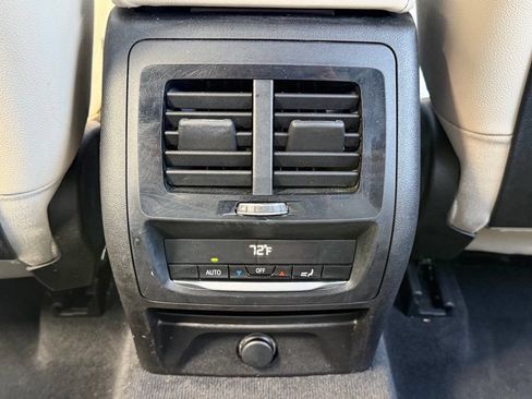 Used 2019 BMW X3 sDrive30i w/ Premium Package RWD image 51