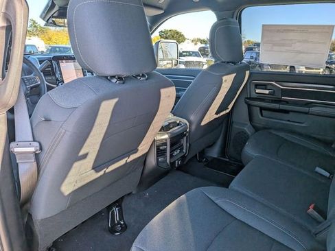 New 2026 RAM 2500 Big Horn AWD/4WD image 26