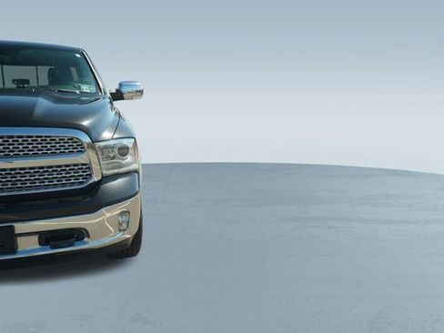 Used 2016 RAM 1500 Laramie w/ Convenience Group image 38