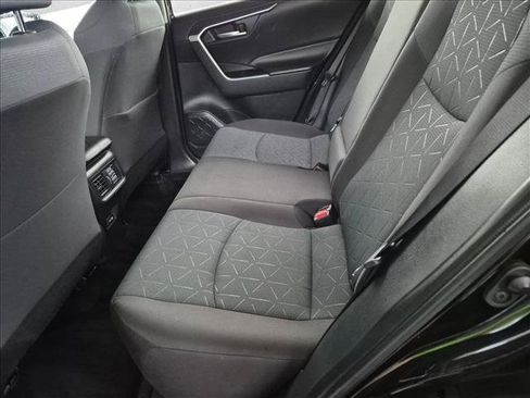 Certified 2025 Toyota RAV4 XLE AWD/4WD image 19