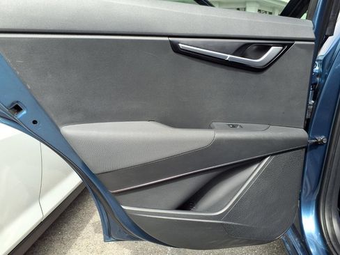 Certified 2023 Kia Niro Wind FWD image 23