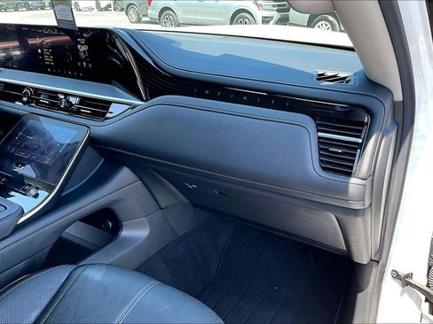 Certified 2025 INFINITI QX80 Sensory AWD/4WD image 21
