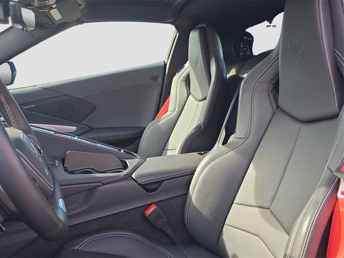 Used 2025 Chevrolet Corvette Z06 image 6