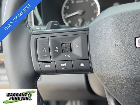 Used 2026 Nissan Pathfinder SV FWD image 21