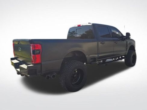 Used 2024 Ford F250 Lariat w/ Sport Appearance Package AWD/4WD image 3