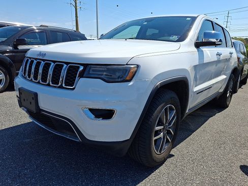 Used 2020 Jeep Grand Cherokee Limited w/ Premium Lighting Group AWD/4WD image 3