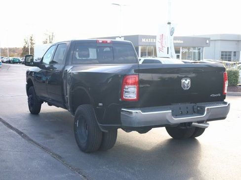 Used 2024 RAM 3500 Tradesman w/ Chrome Appearance Group image 6