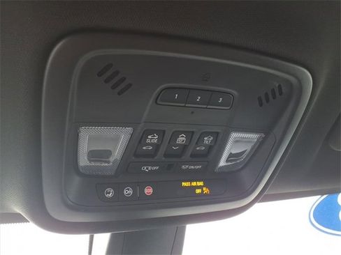 Used 2023 Chevrolet Traverse RS w/ LPO, Floor Liner Package image 15