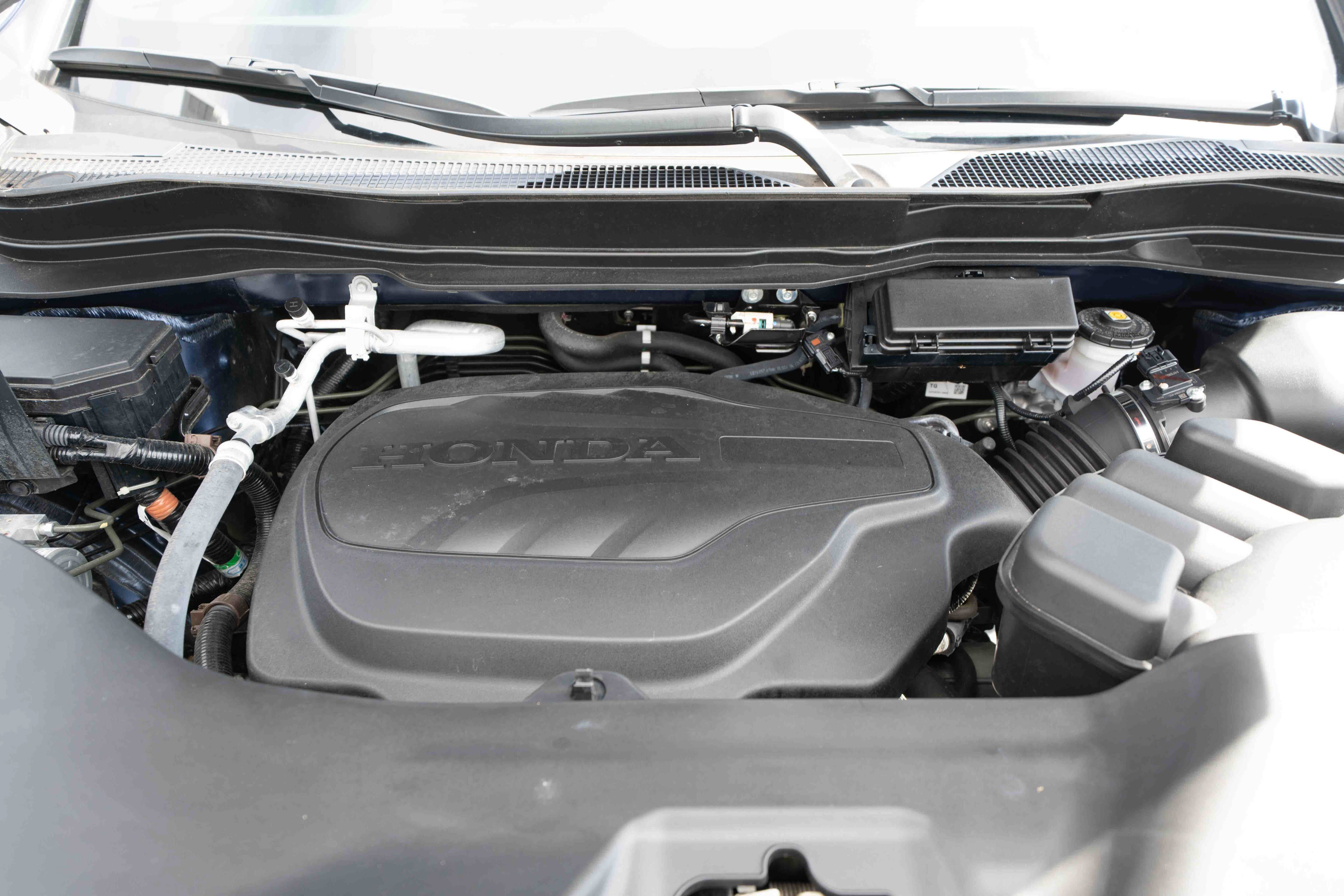Used 2025 Honda Passport EX-L image 32