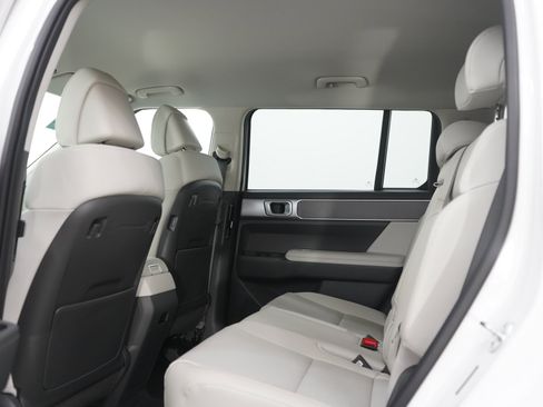 Used 2026 Hyundai Santa Fe SEL AWD/4WD image 19