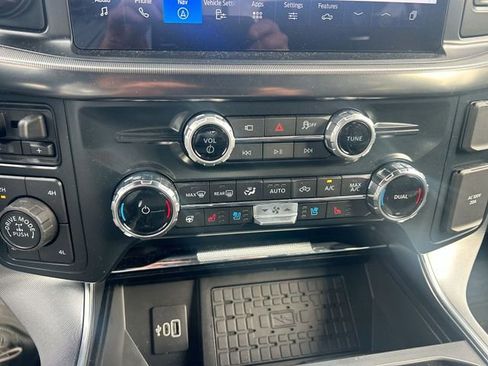 Used 2025 Ford F150 Platinum w/ Equipment Group 702A High image 23