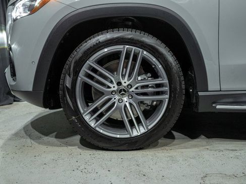 New 2026 Mercedes-Benz GLS 450 4MATIC image 6