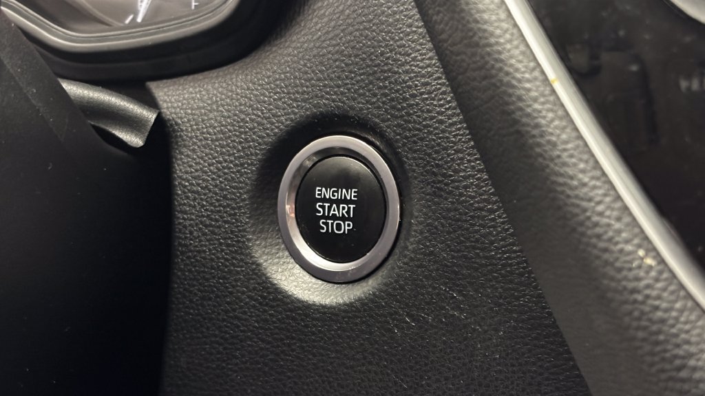 Used 2024 Toyota Corolla LE w/ LE Convenience Package FWD image 22
