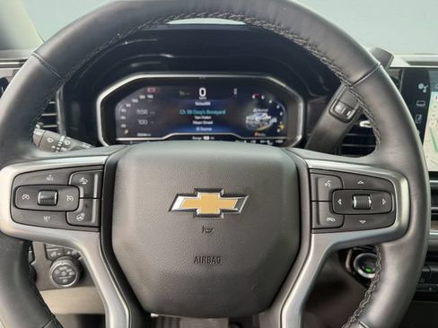 Used 2025 Chevrolet Silverado 2500 LT w/ Convenience Package AWD/4WD image 33