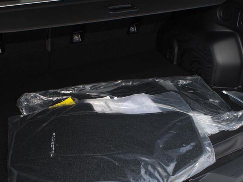 New 2026 Subaru Forester Premium image 9