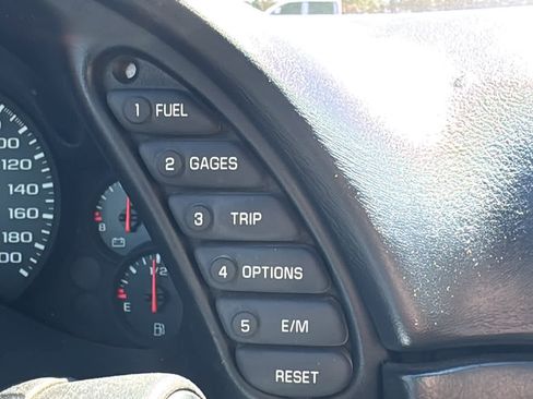 Used 2001 Chevrolet Corvette Convertible w/ Preferred Equipment Group2 RWD image 14